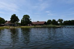 Die Badeanstalt am Rudower See - hier kann man ohne Bedenken schwimmen gehen. Foto: Landkreis Prignitz