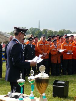 Siegerehrung nach den Wettkämpfen der Feuerwehren am Kreisfeuerwehrtag (Foto: LK Prignitz)