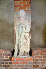 Sandsteinfigur des sogenannten Heiligen Laurentius auf der Plattenburg (Foto: LK Prignitz)