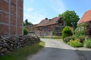 von der Straßenseite aus gesehen (Foto: LK Prignitz)