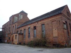 Lagergebäude, Silo und Speichergebäude (Hofansicht) - (Foto: LK Prignitz)