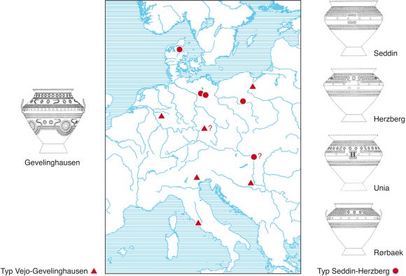 Die wenigen Amphoren sind von Italien bis Dänemark verbreitet. Die größte Funddichte liegt in Nord-West-Brandenburg. Die Fundorte Seddin und Herzberg befinden sich in unmittelbarer Nachbarschaft, Karte nach A. Jockenhövel (1974) mit Ergänzung  J. May, Grafik Amphoren: A. Hasford, Gesamtgrafik: J. May, G. Matthes